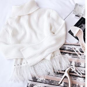 [EUC] Lulu's Freethinker Cream Fringe Cropped Sweater - Size S